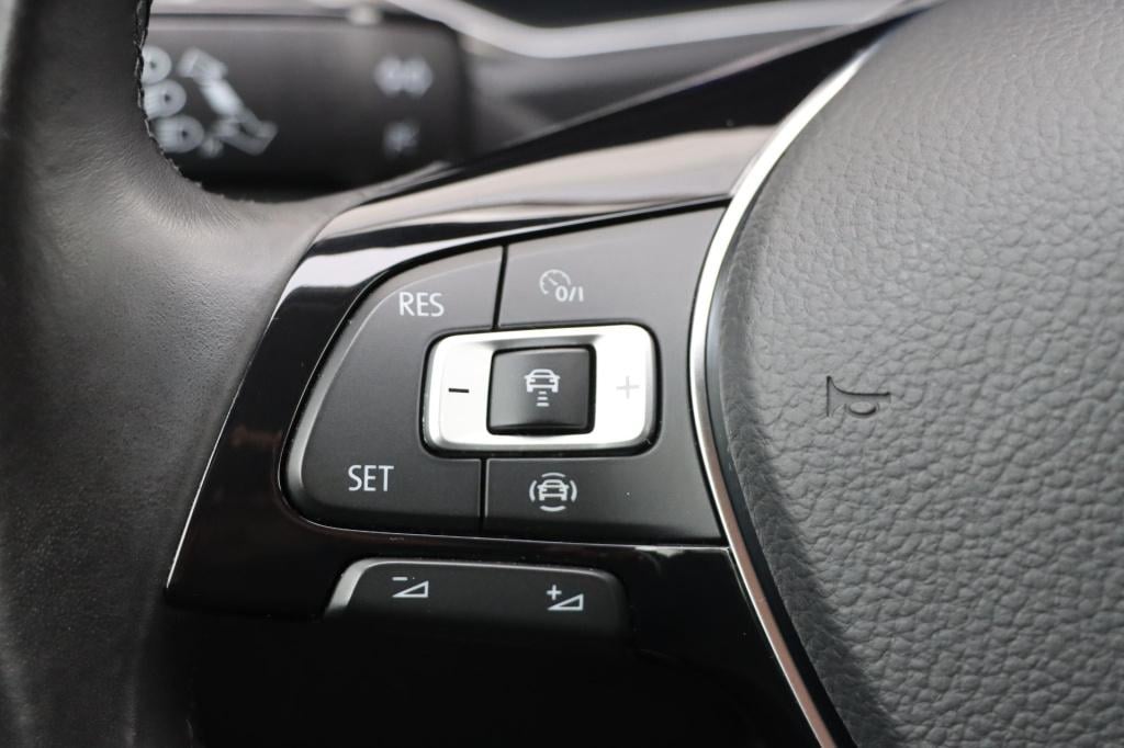 Volkswagen T-roc 1.0 tsi 110pk style executive