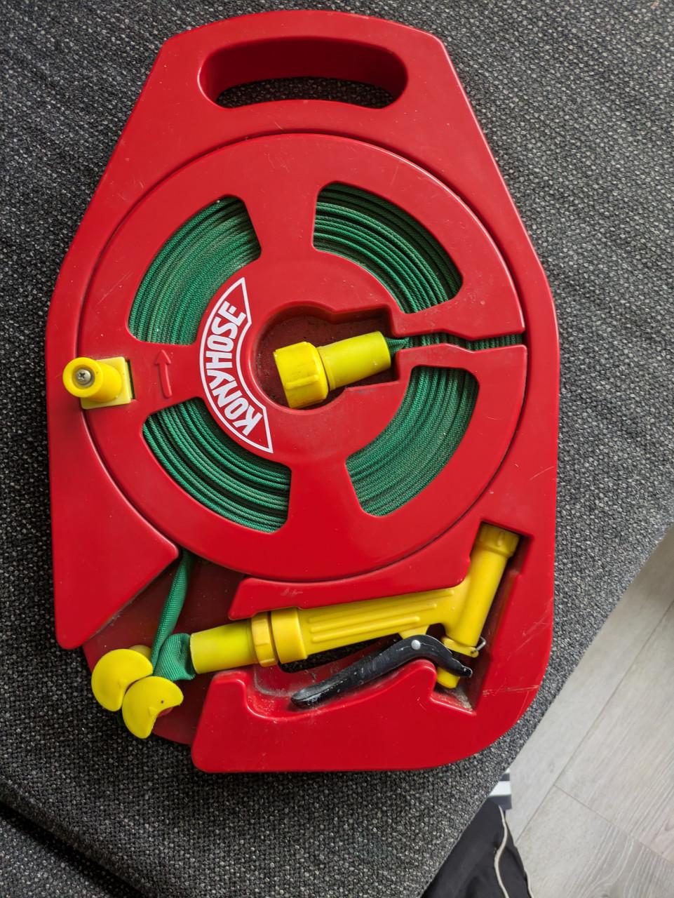 Tegelsnijder en sneeuwkettingen, makita  42 delig en SDS boren,staal ENZ.