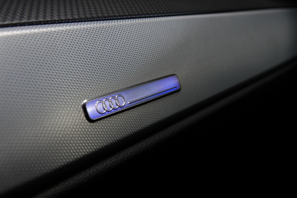 Audi Q3 35 tfsi | adaptive cruise | lane assist | led |