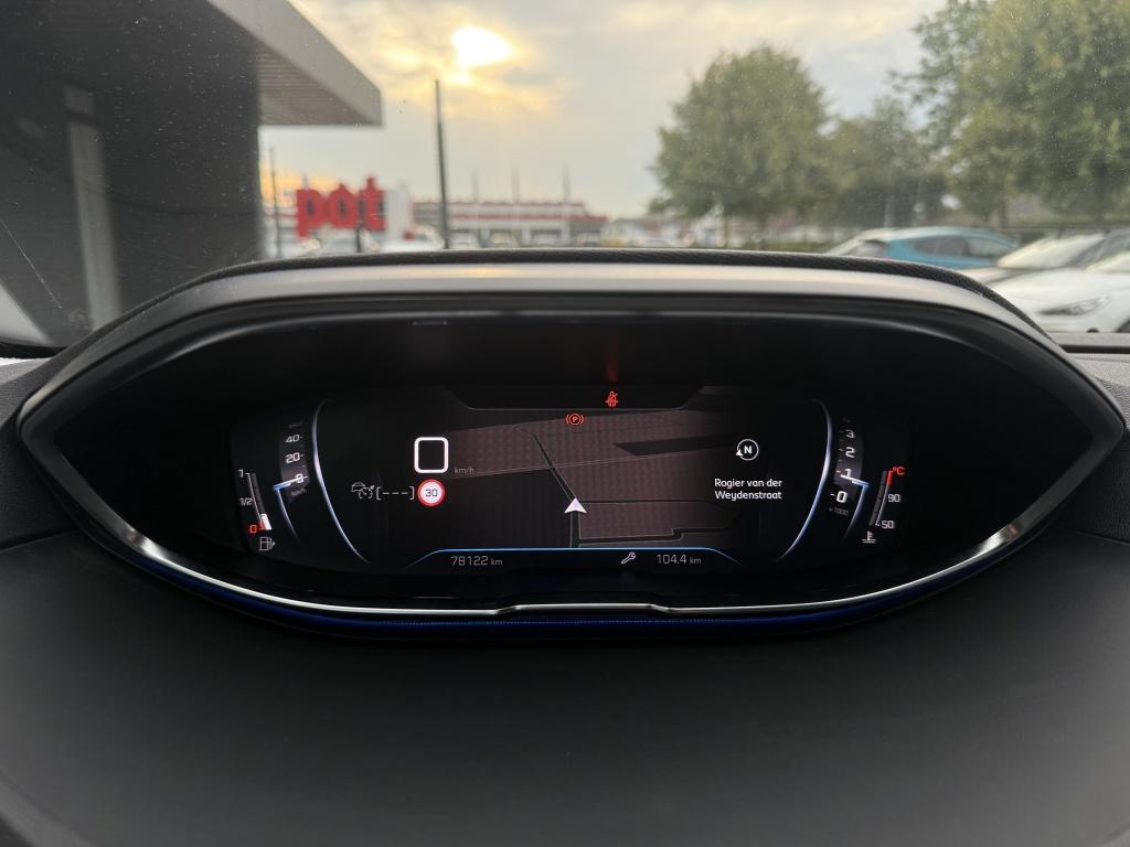 Peugeot 3008 1.2 puretech allure