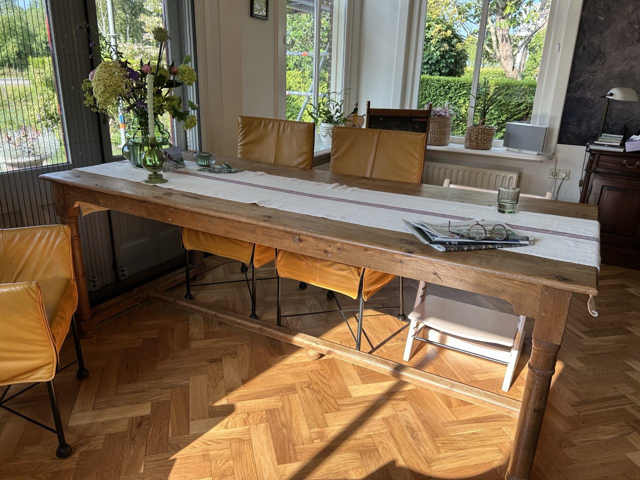 Boeren grenen  tafel