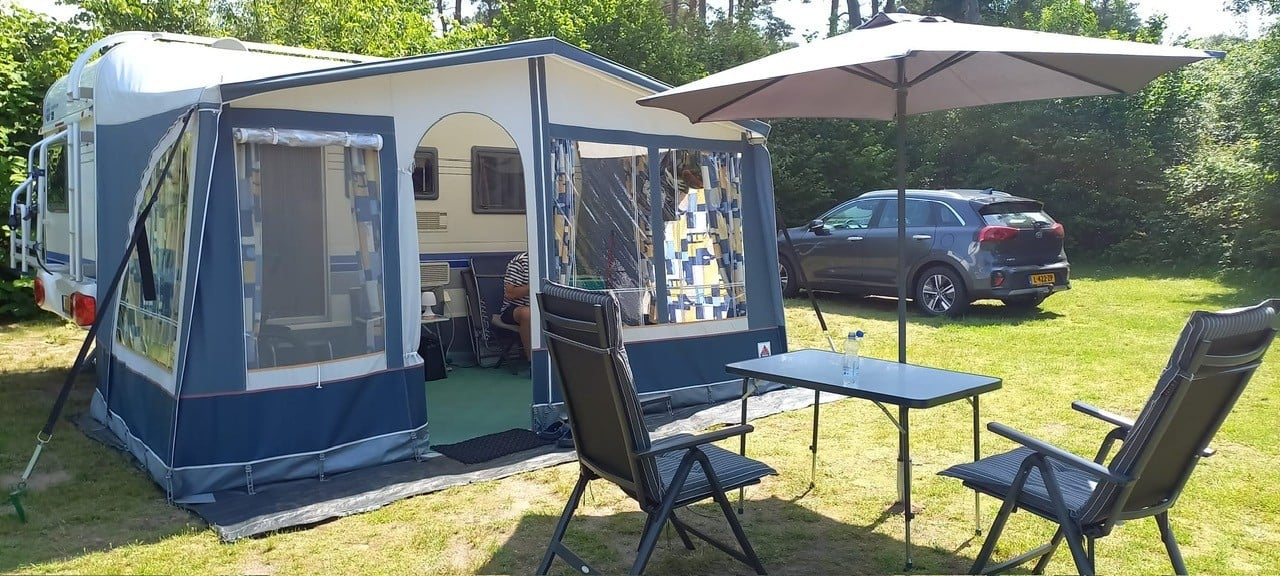 Caravan: Hobby 400 SF Excellent 2005 (incl. voortent en inboedel)