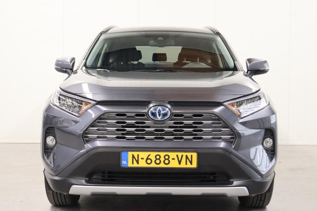 Toyota Rav4 2.5 hybrid dynamic| camera| adap.cruise| keyless