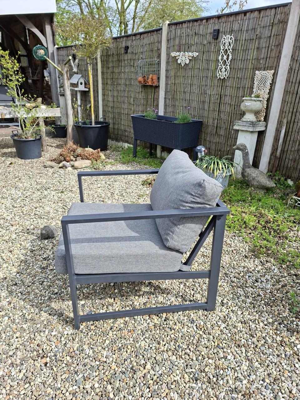 4 stuks aluminium tuinstoelen