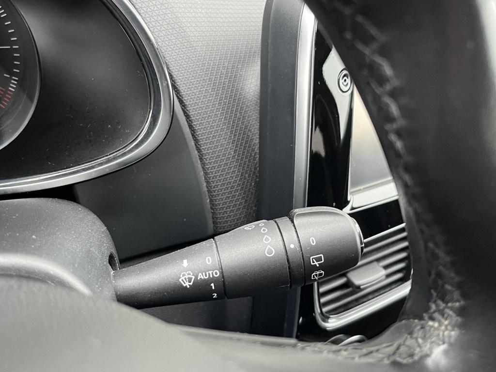 Renault Clio estate 0.9 tce intens | cruise control | airco | navigatie | p