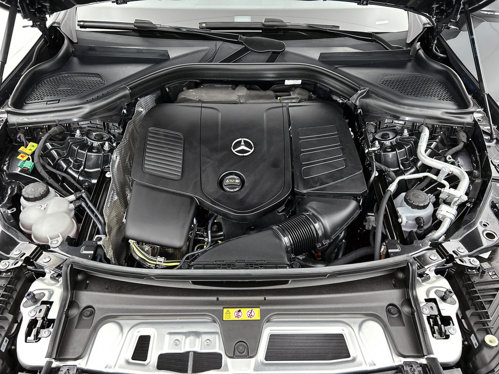 Mercedes-Benz Glc 300e 4matic sport edition | trekhaak | nightpakket | park