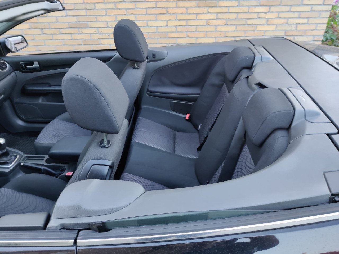 Ford Focus Cabrio in nette staat.