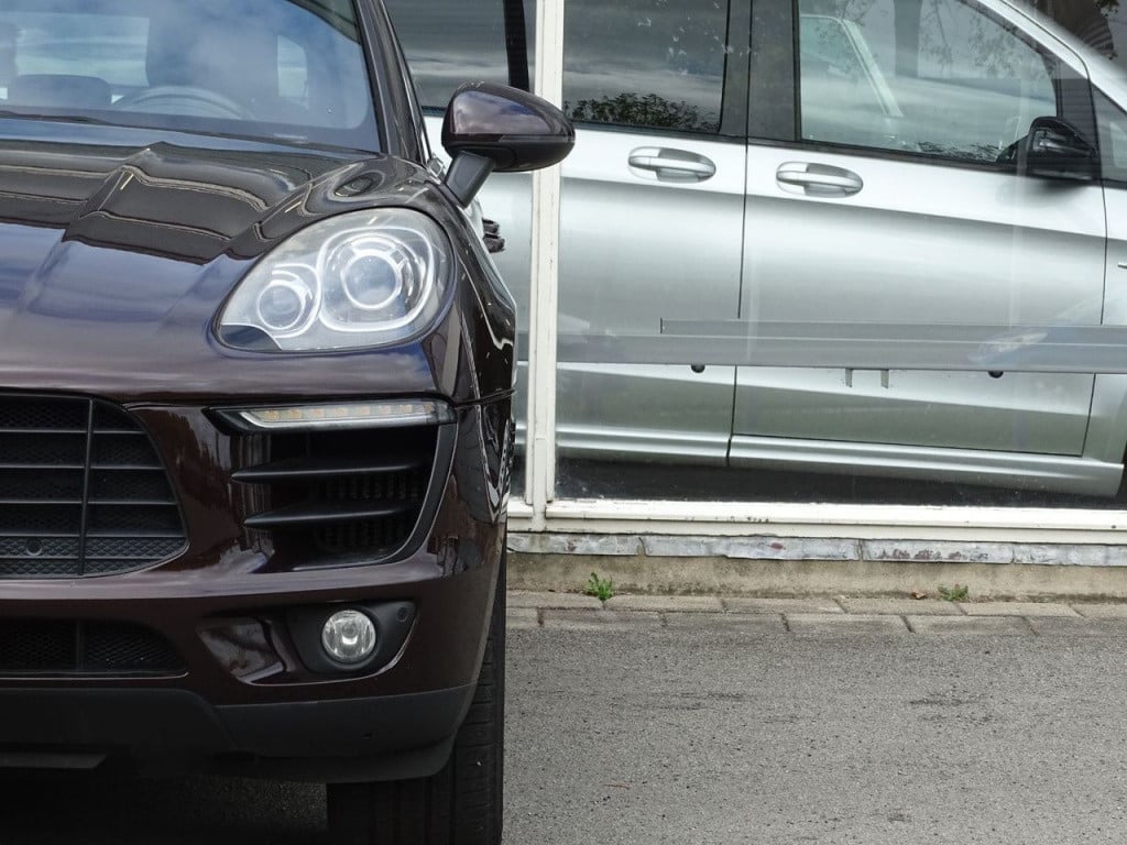 Porsche Macan 3.0 s | luchtvering | adaptief onderstel | 21"