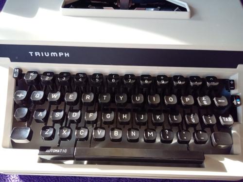 Typmachine