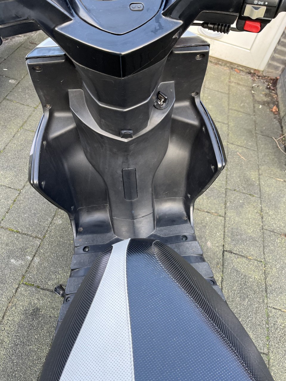 AGM Venom 2 takt
