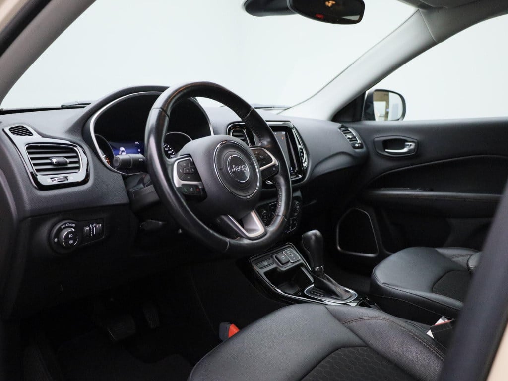 Jeep Compass 1.3t limited | automaat | navigatie | apple carplay / android 