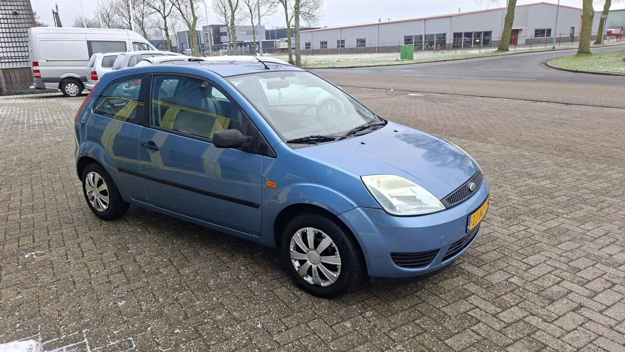 Ford FIESTA 1.25-16v Celebration 3deurs bj:2003 135.000km