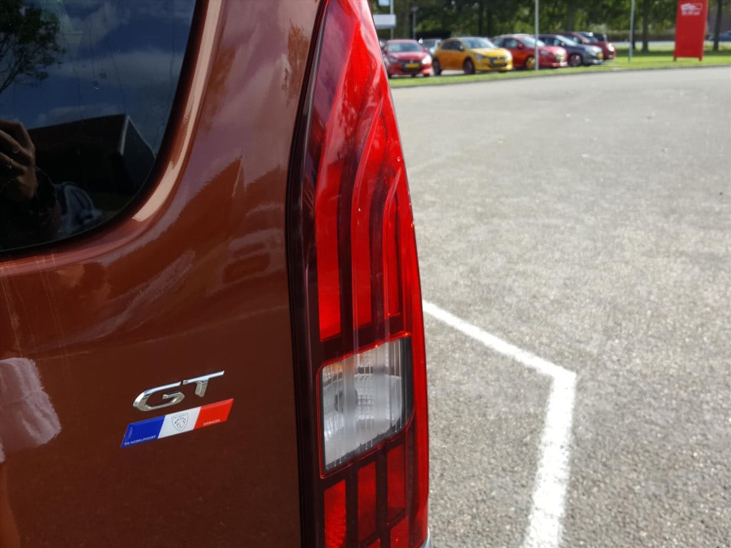Peugeot Rifter gt-line 1.2 pt-130pk (vol)automaat (eat8) 5-pers. full optio