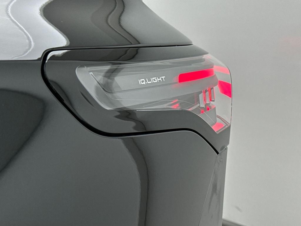 Volkswagen Tiguan r-line edition plug in hybride 204 pk black style pakket