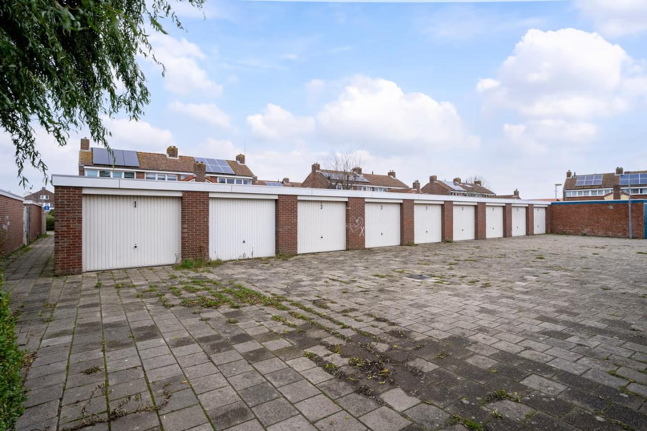 Garagebox, Pioenlaan Vlissingen