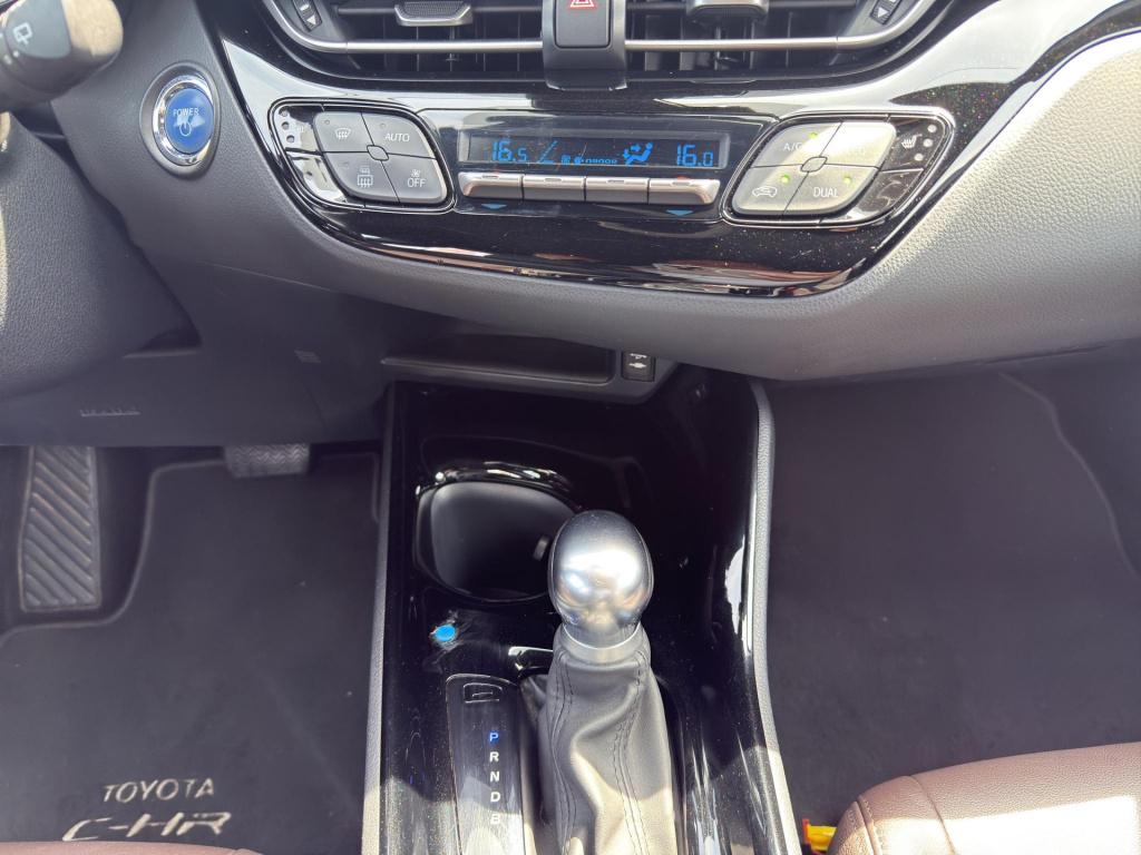 Toyota C-hr 1.8 hybrid executive | navi | camera | half leder | parksensors
