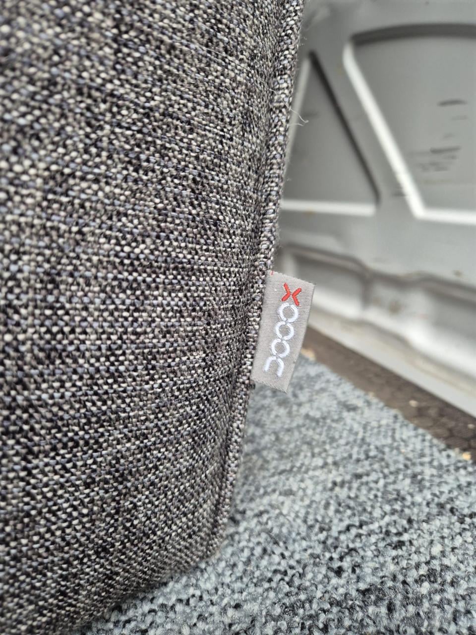 Bank en stoelen te koop. Incl. hocker