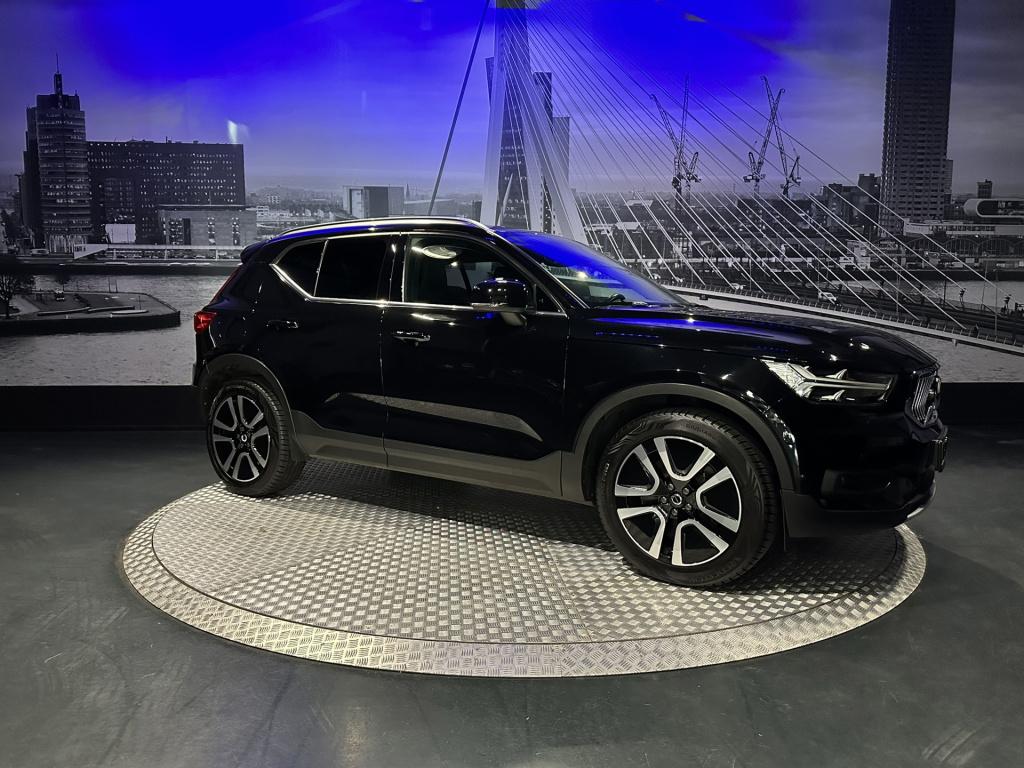Volvo XC40 1.5 t4 recharge inscription expression *harmankardon*camera*