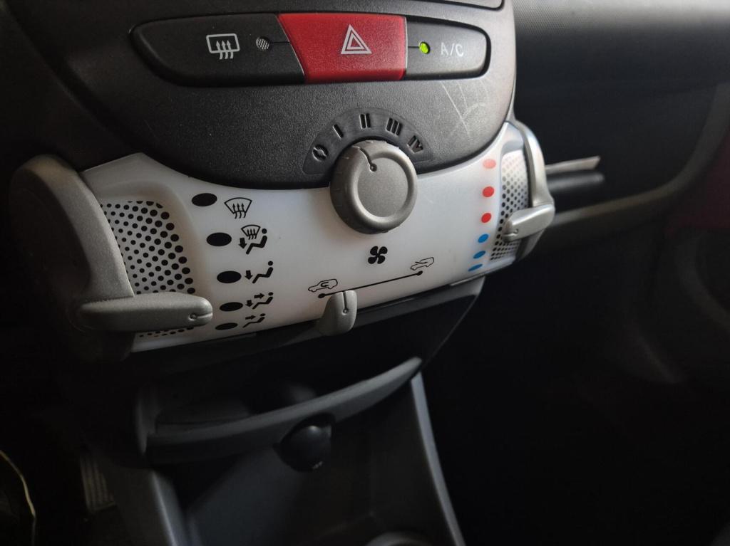 Toyota Aygo 1.0 / 5-deurs / airco / origineel nl