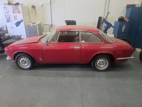 Alfa gt 1300 junior  Bouwjaar 1973