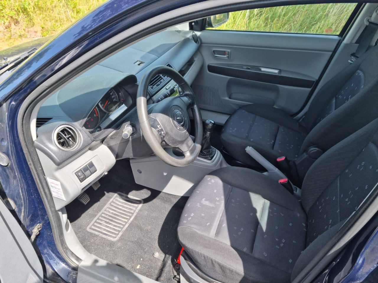 Mazda 2 1.4i bouwjaar 2005 1 jaar apk