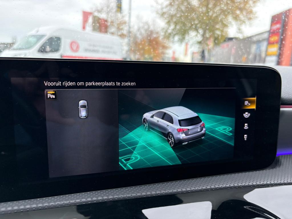 Mercedes-Benz A-Klasse 250 e business solution amg limited