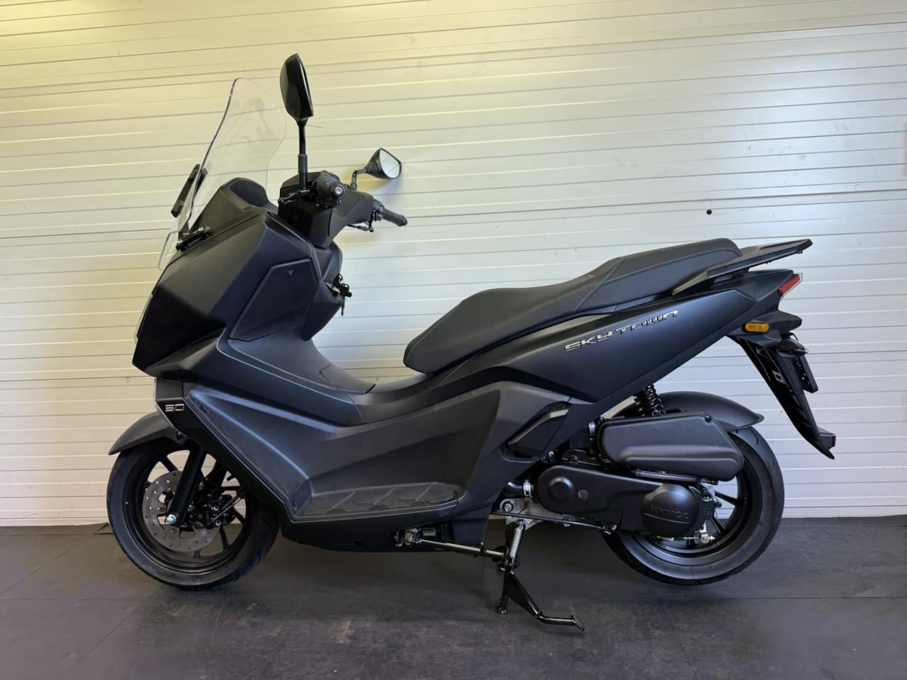 Kymco Skytown de A-merk woon/werk/tour scooter!