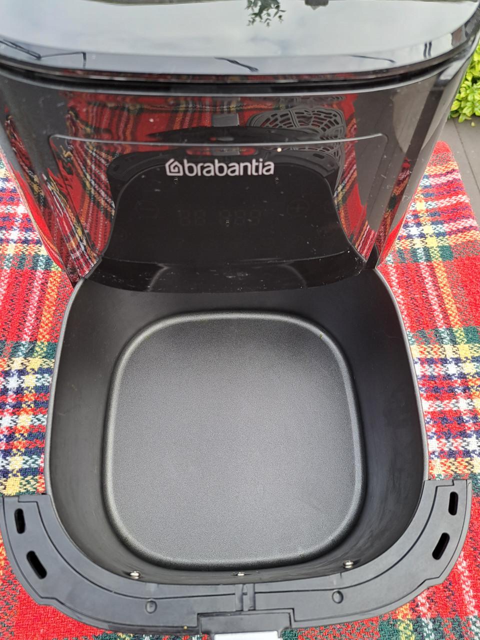 Brabantia Heteluchtfriteuse zwart (Air Fryer)