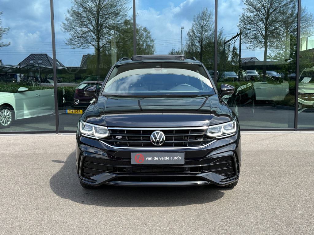 Volkswagen Tiguan 1.5 tsi 150pk dsg r-line | black line | panoramadak | tre