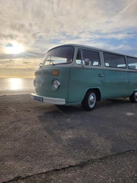Volkswagen T2 bus