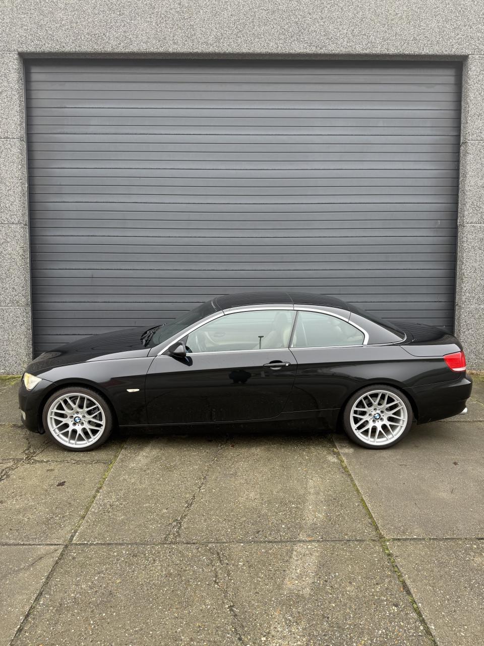 BMW 325i Cabriolet 2007 145DKM