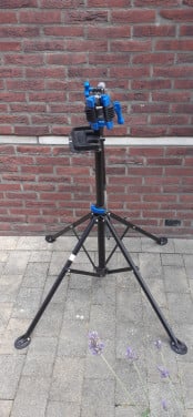 Fietsenstandaard voor onderhoud