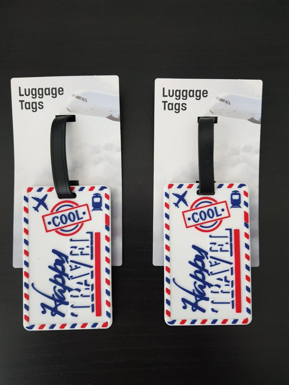 2 bagage labels