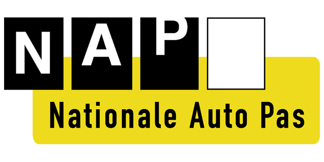 Oudere Mazda's te koop gevraagd / AutoKoens ANNO 1979 RDW Erkend! - Kapelle