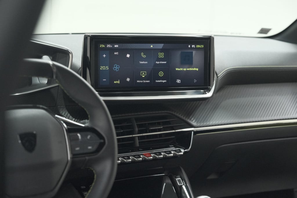 Peugeot 208 puretech 100 gt | camera | apple carplay | parkeersensoren