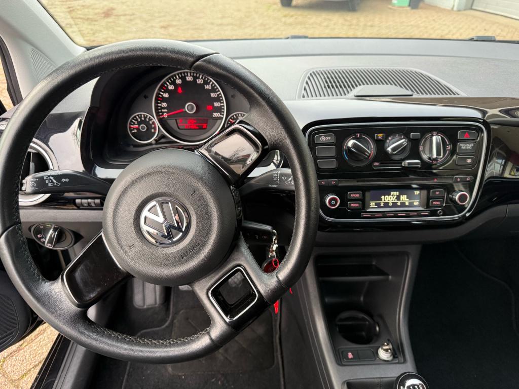 Volkswagen UP! up 1.0 60pk high up!