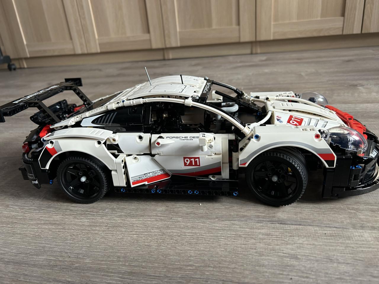Lego Set - 42096 - Technic – Porsche 911 RSR