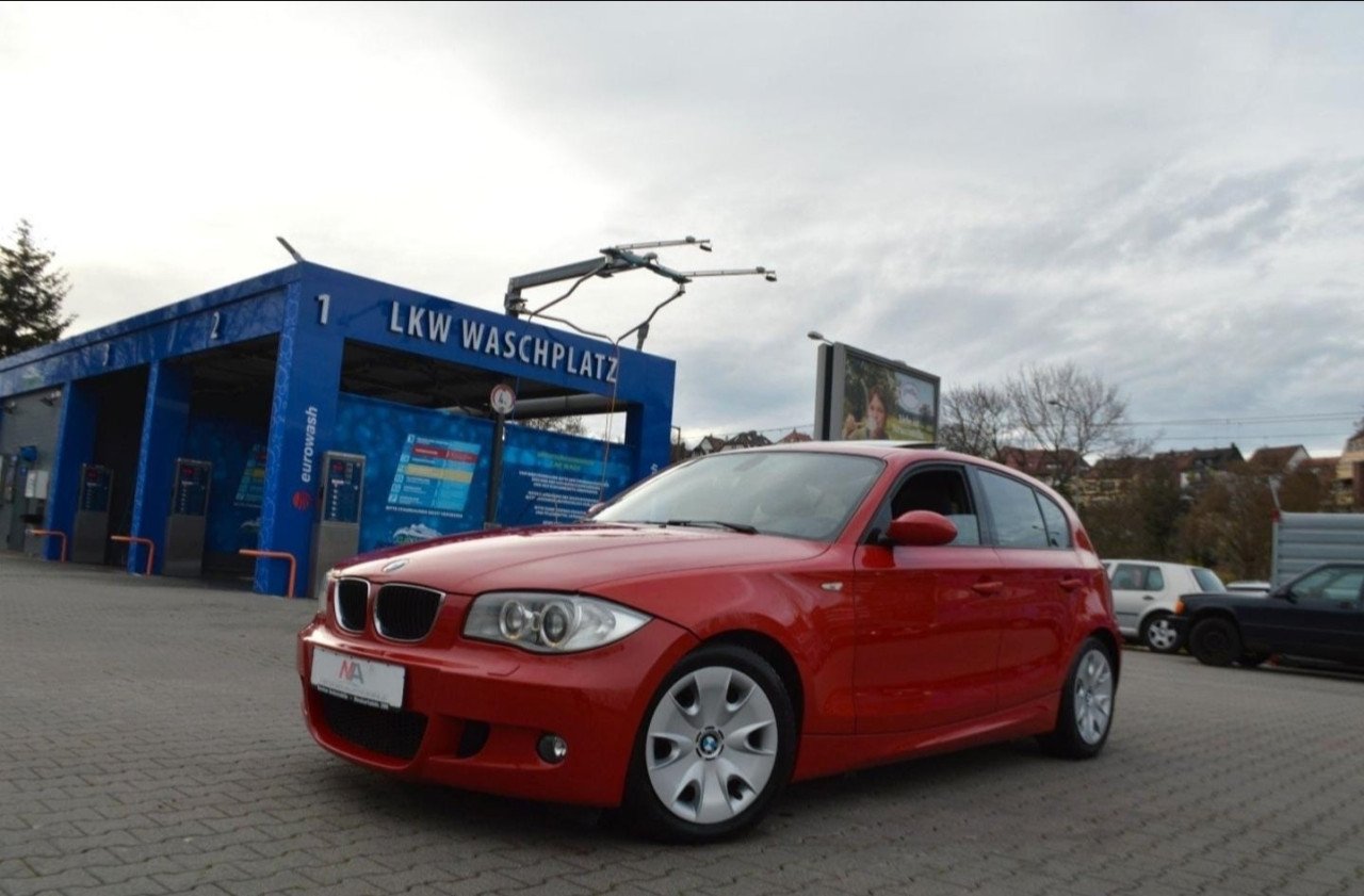 BMW 120i