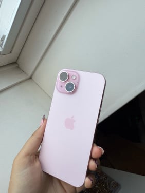 IPhone 15 Roze - 128GB