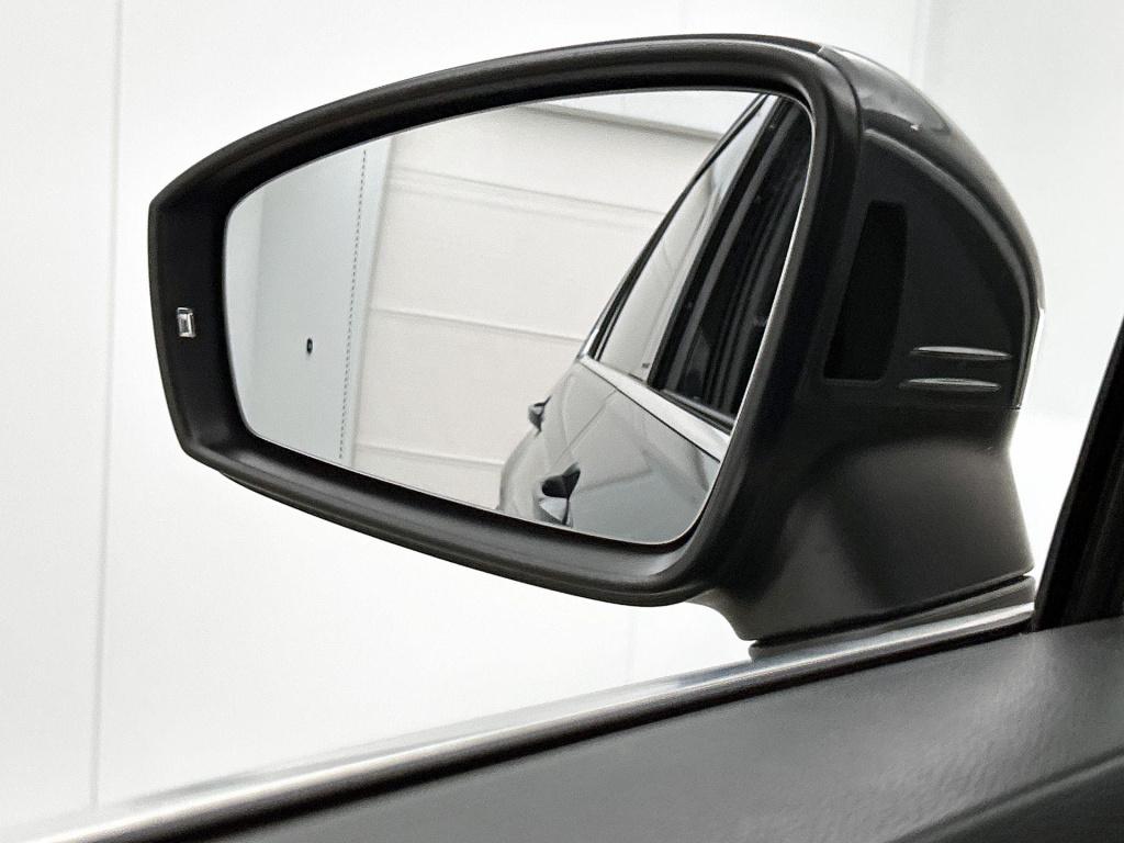 Volkswagen Tiguan 1.4 tsi ehybrid r-line business | automaat | panorama dak