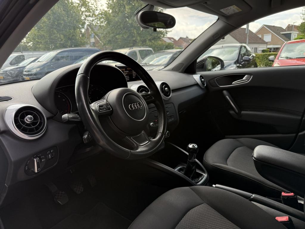 Audi A1 Sportback 1.2 tfsi - sline exterieur - nieuwe ketting -