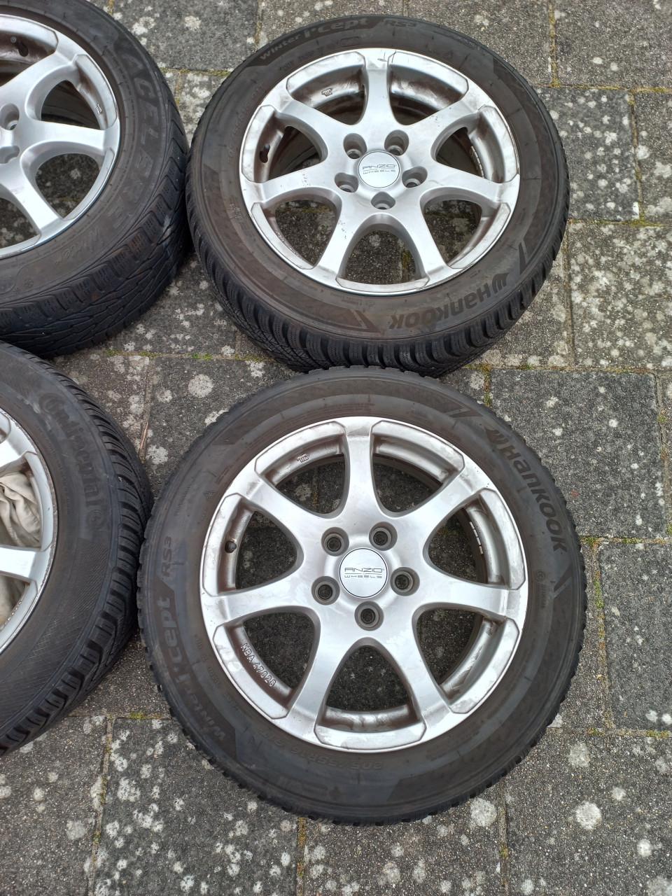 Winterbanden inclusief velgen en reserveband