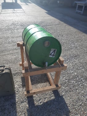 Olievat / benzine vat met kraan