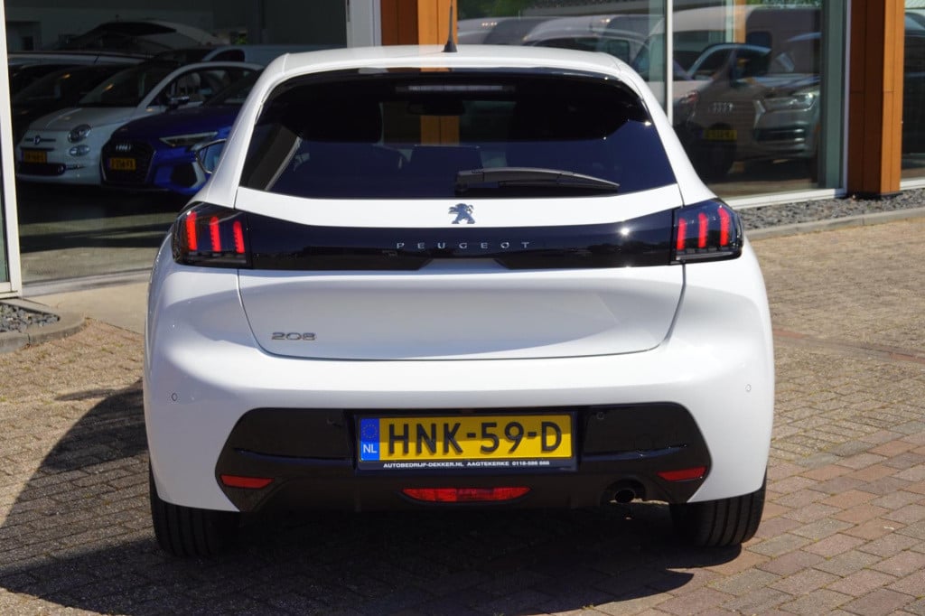 Peugeot 208 1.2 puretech 100 allure
