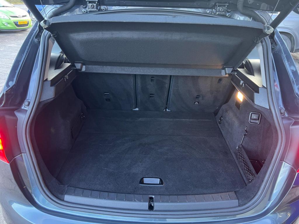 BMW 2-serie active tourer 225xe iperformance centennial high executive, cam