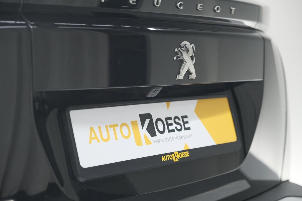 Peugeot 2008 puretech 130 allure | camera | apple carplay | navigatie | par