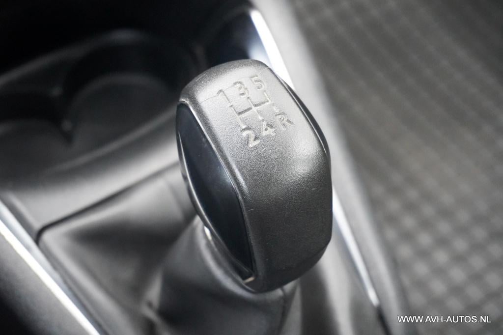 Peugeot 208 1.4 vti active
