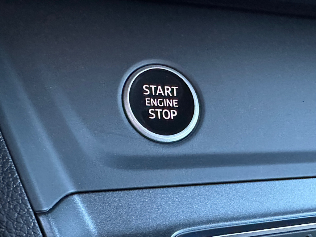 Audi Q3 sportback 45 tfsie s-line | keyless | dode hoek | adapt. cruise | e