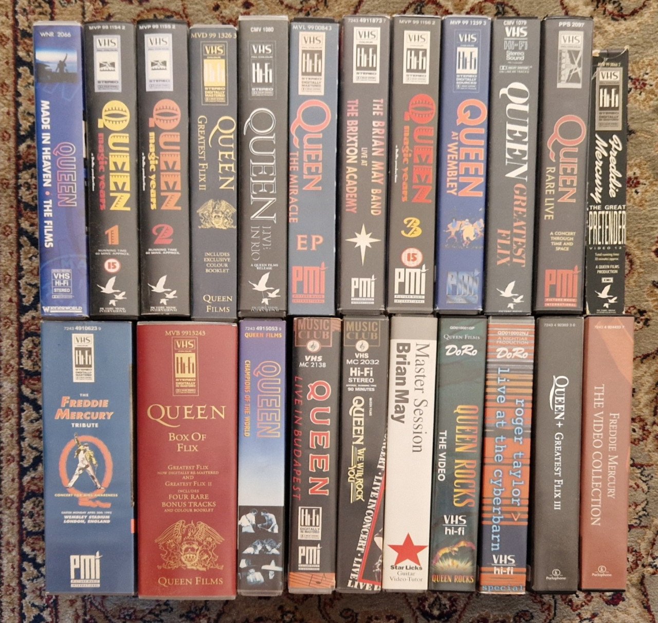 Queen VHS videobanden 22x