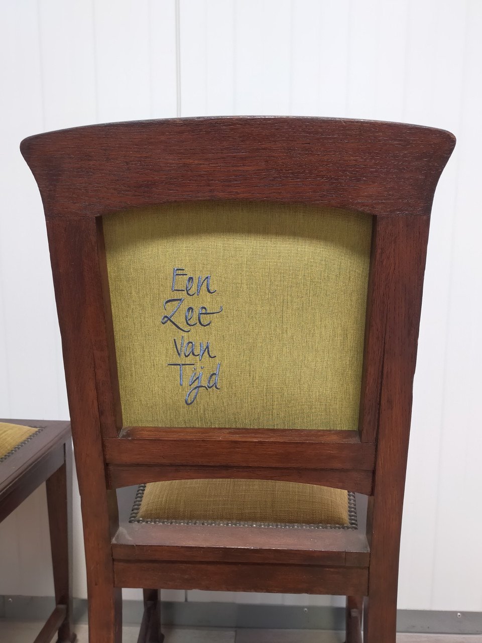 Eetkamerset (tafel + 6 stoelen)